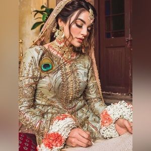 Mohsin Naveed Ranjha MNR Gharara